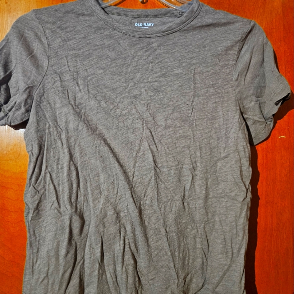 Old Navy Gray Short Sleeve Tees